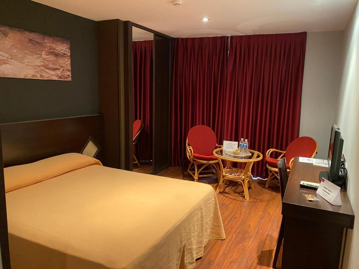 Hostal Royal Almorox Екстериор снимка
