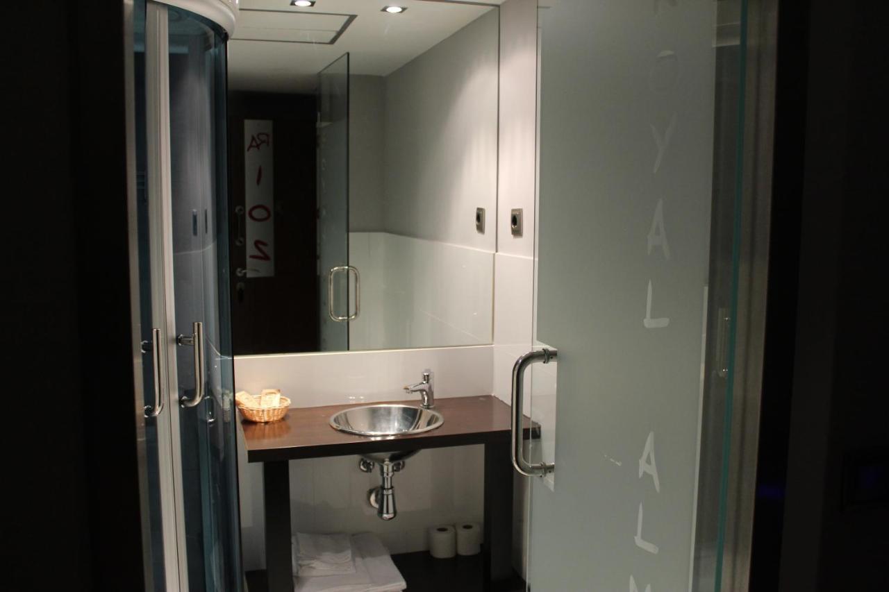 Hostal Royal Almorox Екстериор снимка