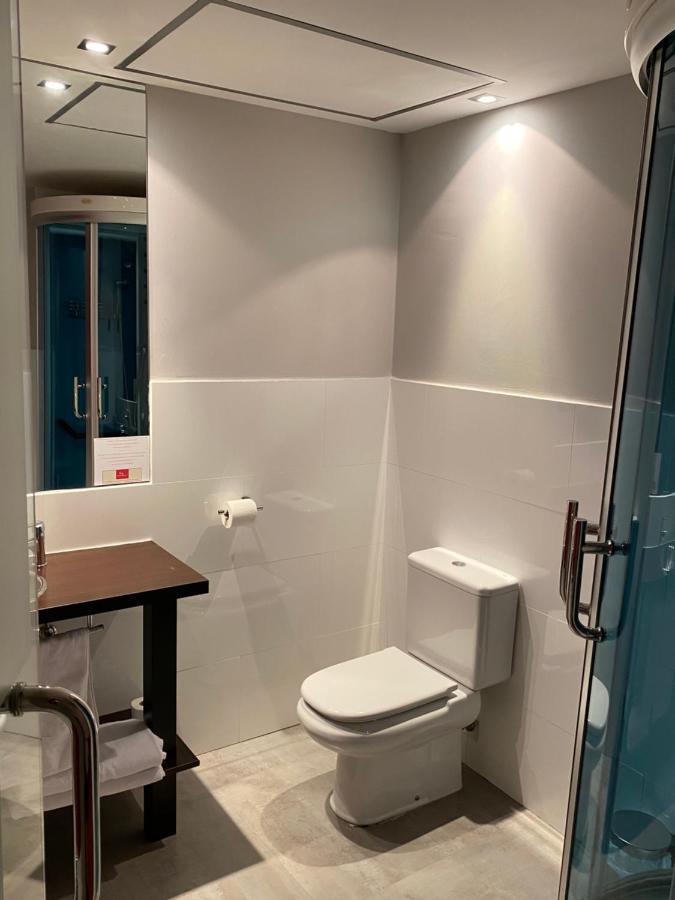 Hostal Royal Almorox Екстериор снимка